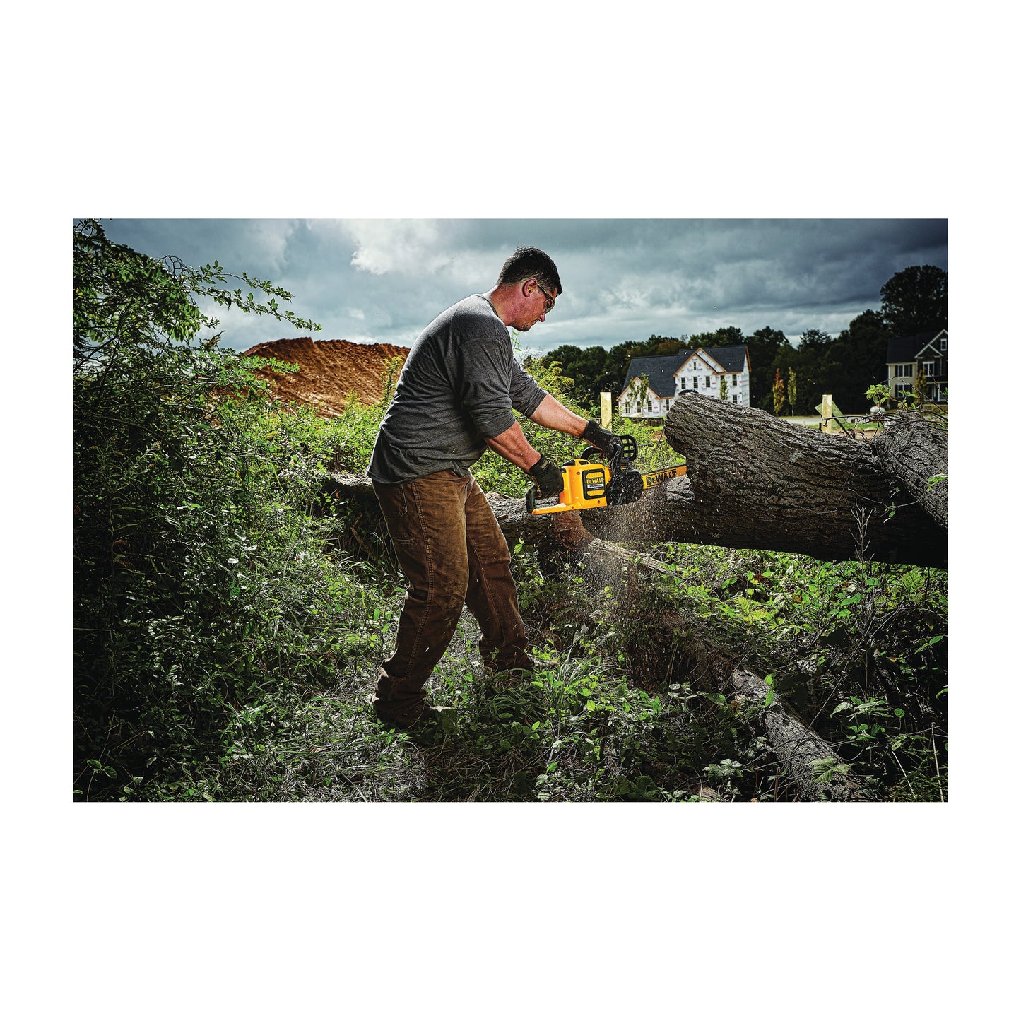 DeWALT 60V MAX* FLEXVOLT DCCS670X1 Brushless Cordless Chain Saw, 0.043 in Bar/Chain, 16 in L Bar/Chain, 60 V, 3 Ah Lithium-Ion Battery, Bare Tool