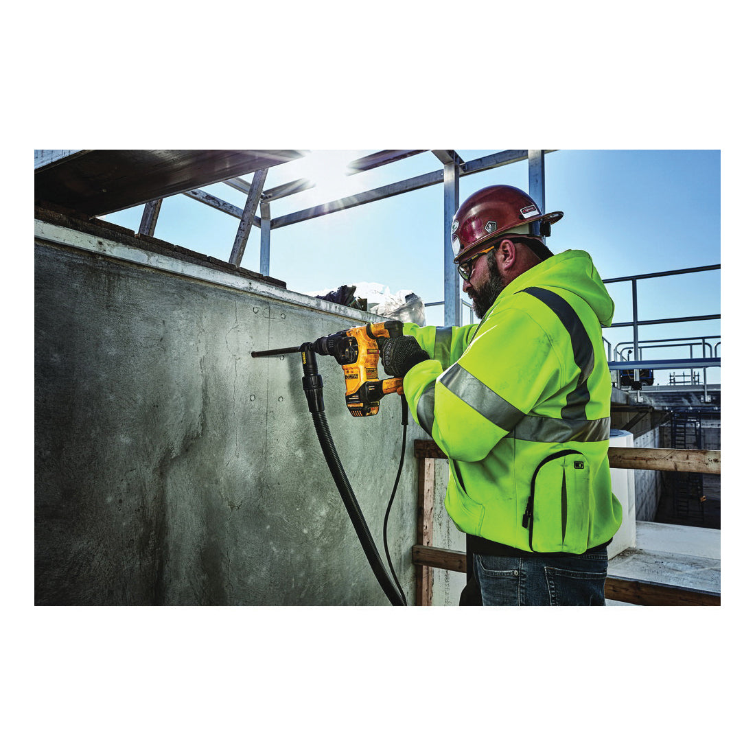 DeWALT D25333K Corded Rotary Hammer Kit, 1-1/8 in SDS Plus Chuck, 0 to 5200 bpm, 0 to 1150 rpm No-Load, 2-1/2 in Max Core Bit Compatibility, 1-1/8 in Max Solid Bit Capacity, 13.97 in OAL